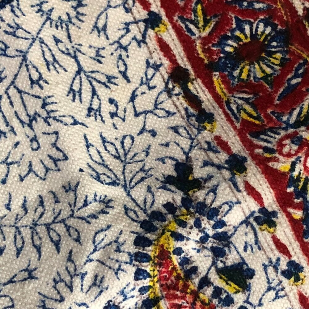 Isfahan Gholamreza Rezvani Wrap Scarf Ivory & Red Floral Jacquard Paisley NEW - Picture 4 of 7